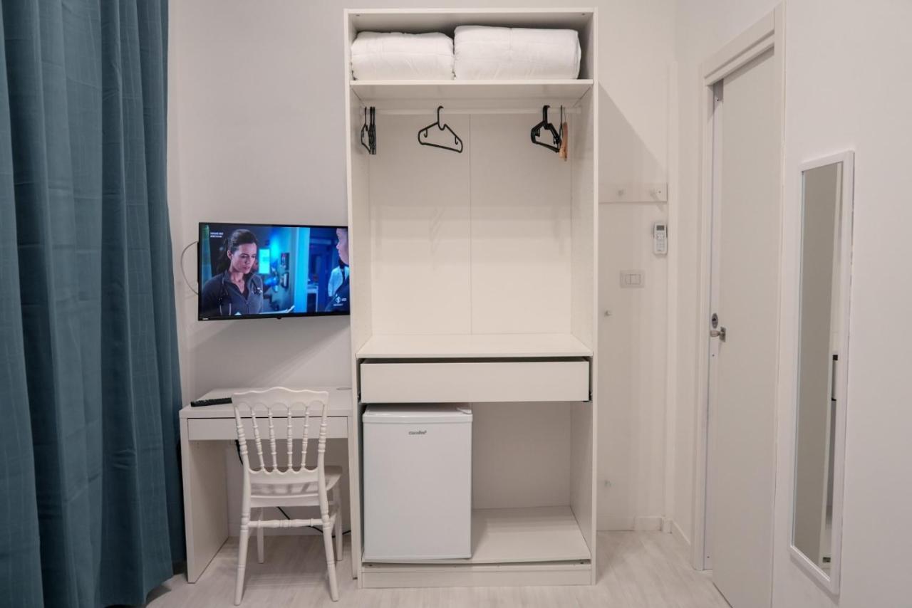 Il Salotto Di Chiaia Hotel Napels Buitenkant foto