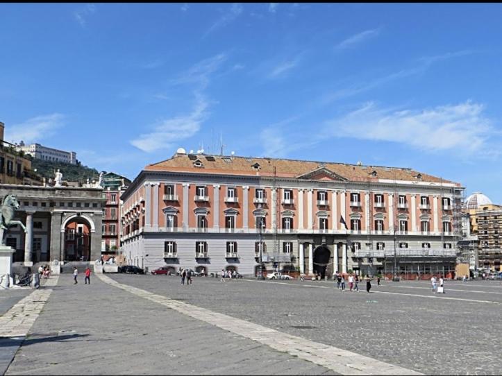 Il Salotto Di Chiaia Hotel Napels Buitenkant foto