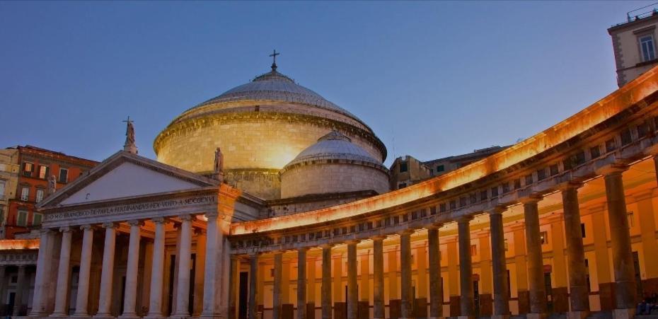 Il Salotto Di Chiaia Hotel Napels Buitenkant foto